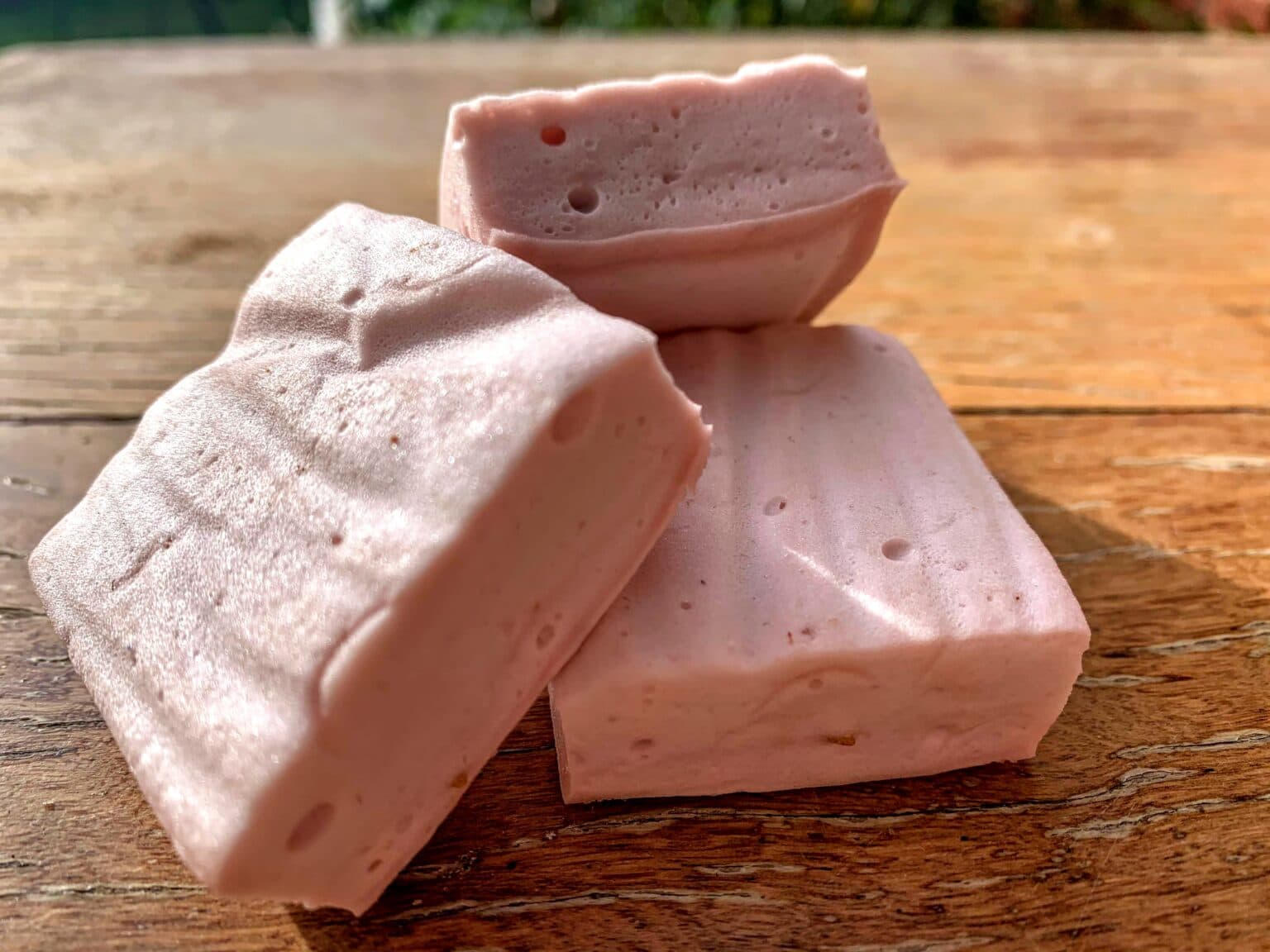 Raspberry Marshmallows